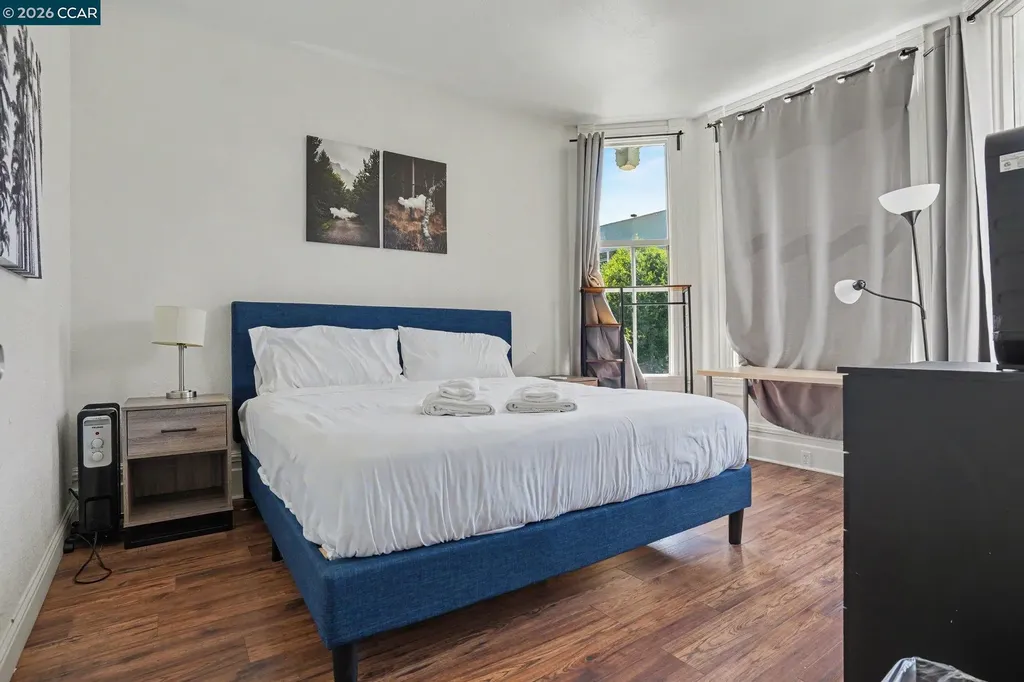 3414 Andover Street Oakland CA 94609