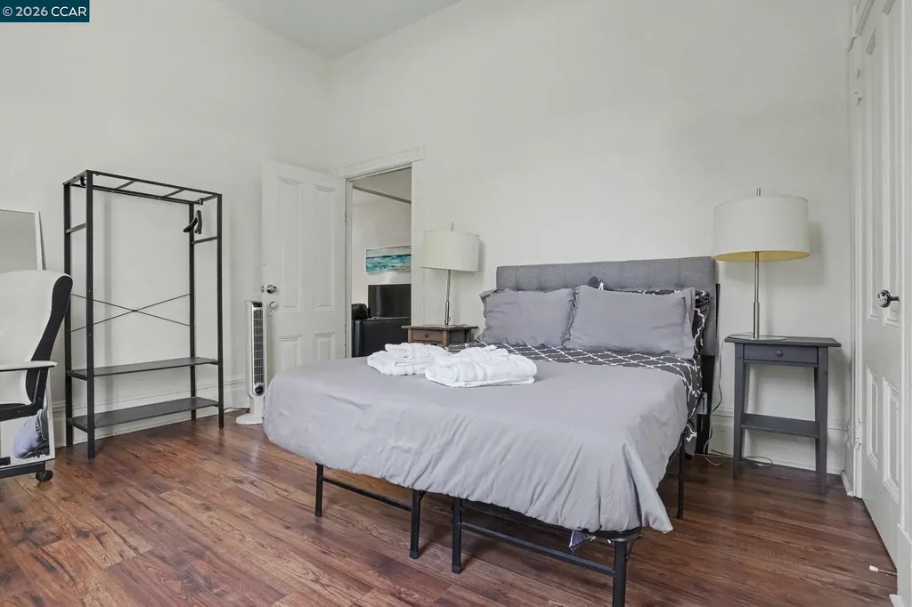 3414 Andover Street Oakland CA 94609