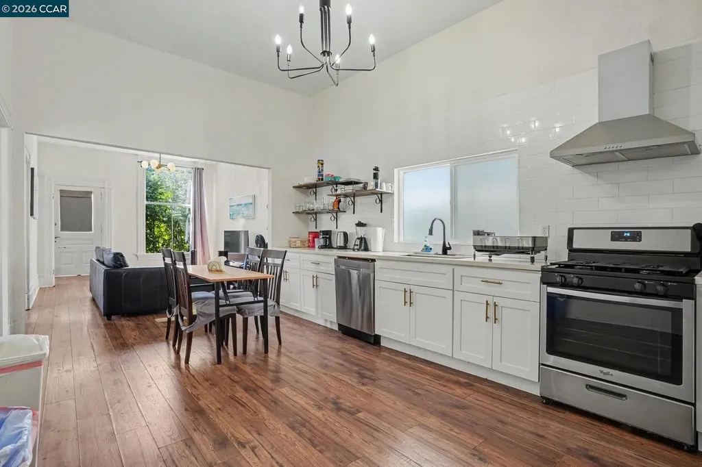 3414 Andover Street Oakland CA 94609