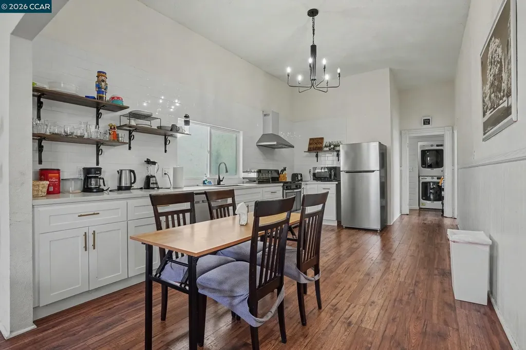 3414 Andover Street Oakland CA 94609