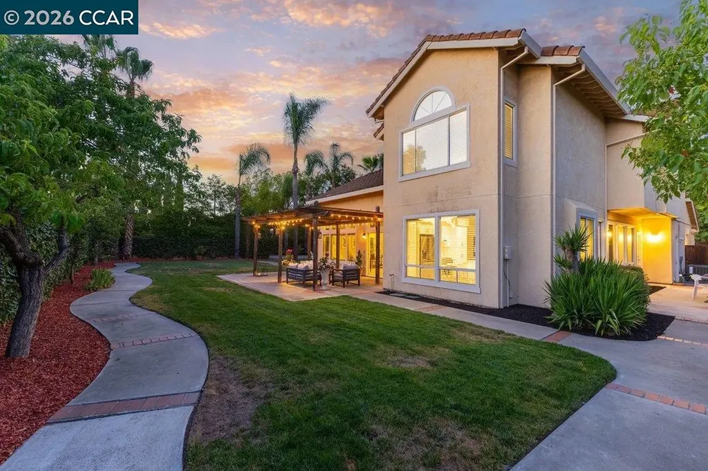 988 Roma Street Livermore CA 94551