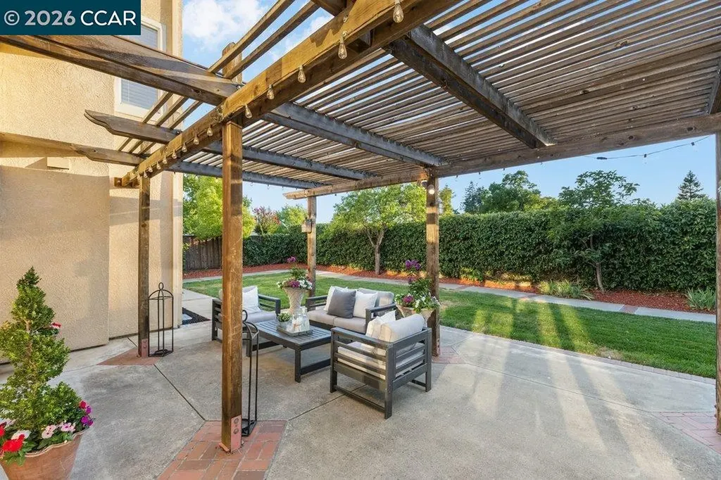 988 Roma Street Livermore CA 94551