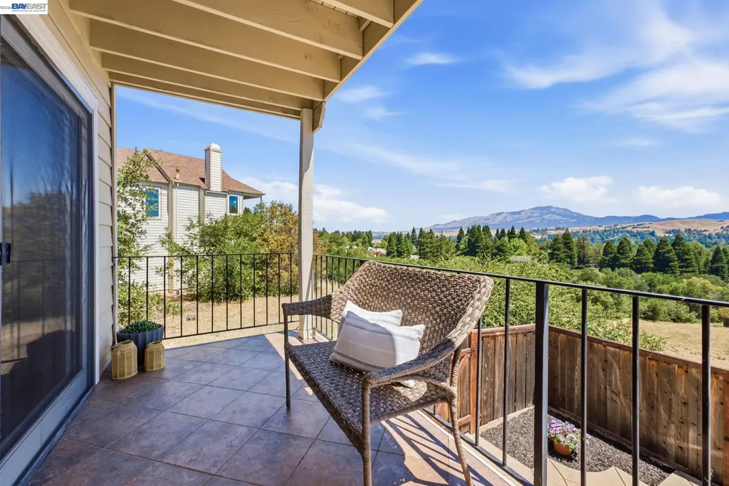 1823 Mockingbird Place Danville CA 94526