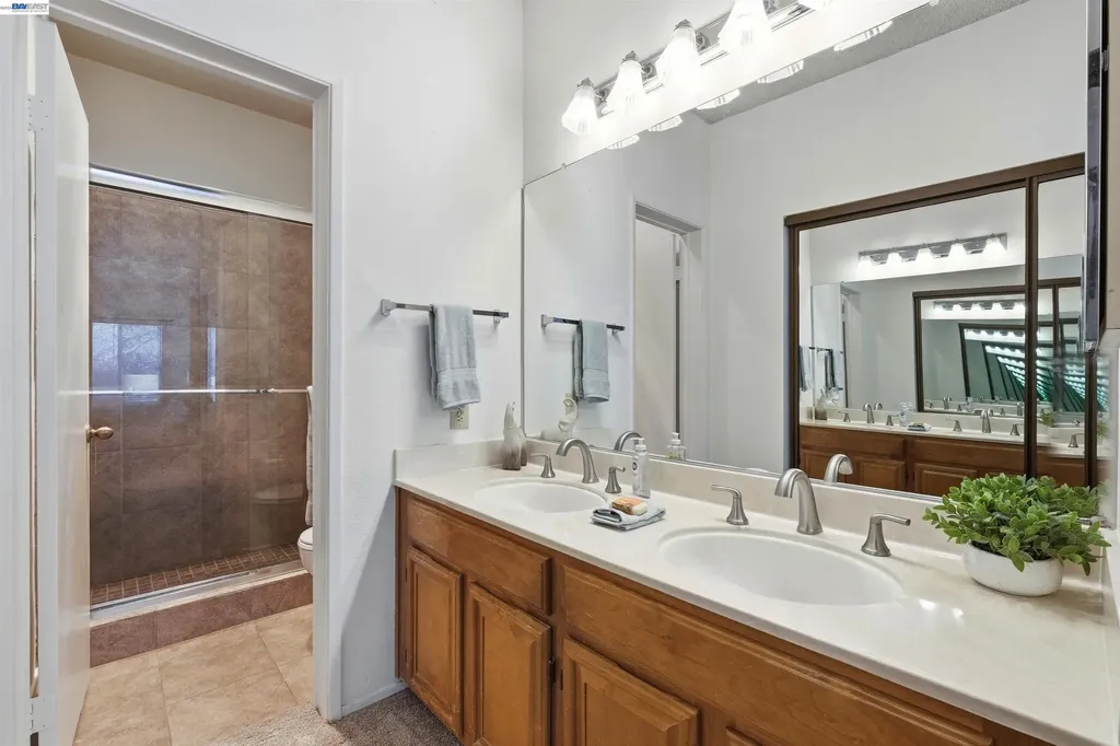 3530 Oakwood Terrace Fremont CA 94536