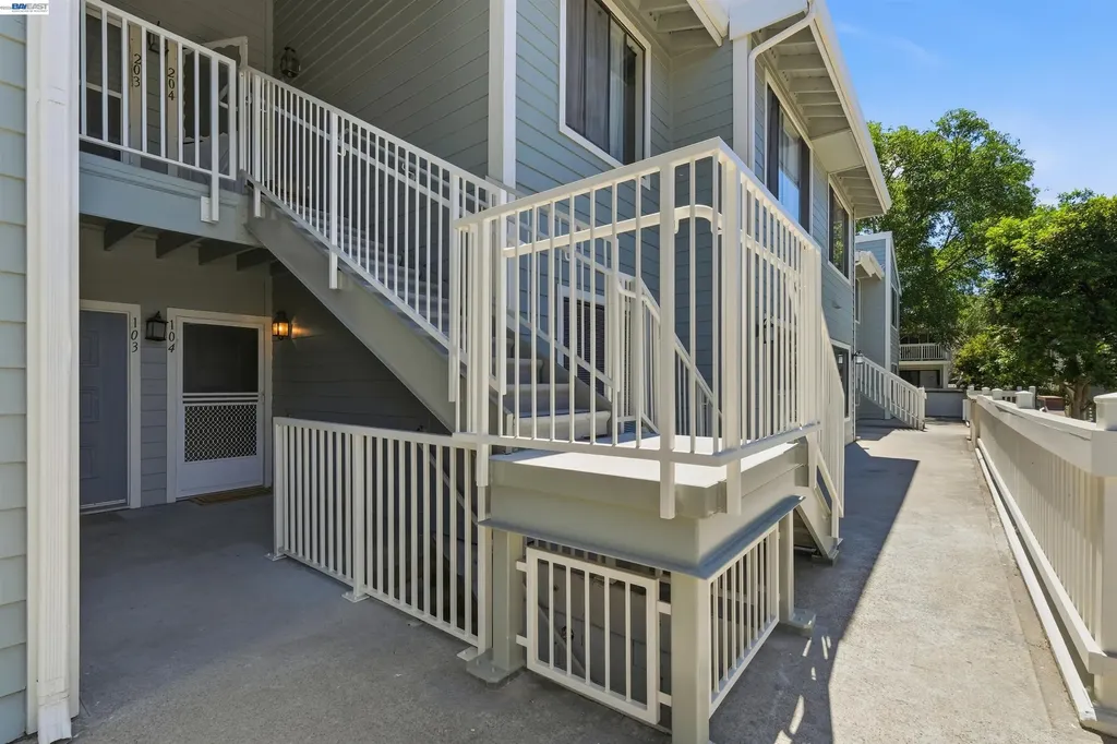 3530 Oakwood Terrace Fremont CA 94536
