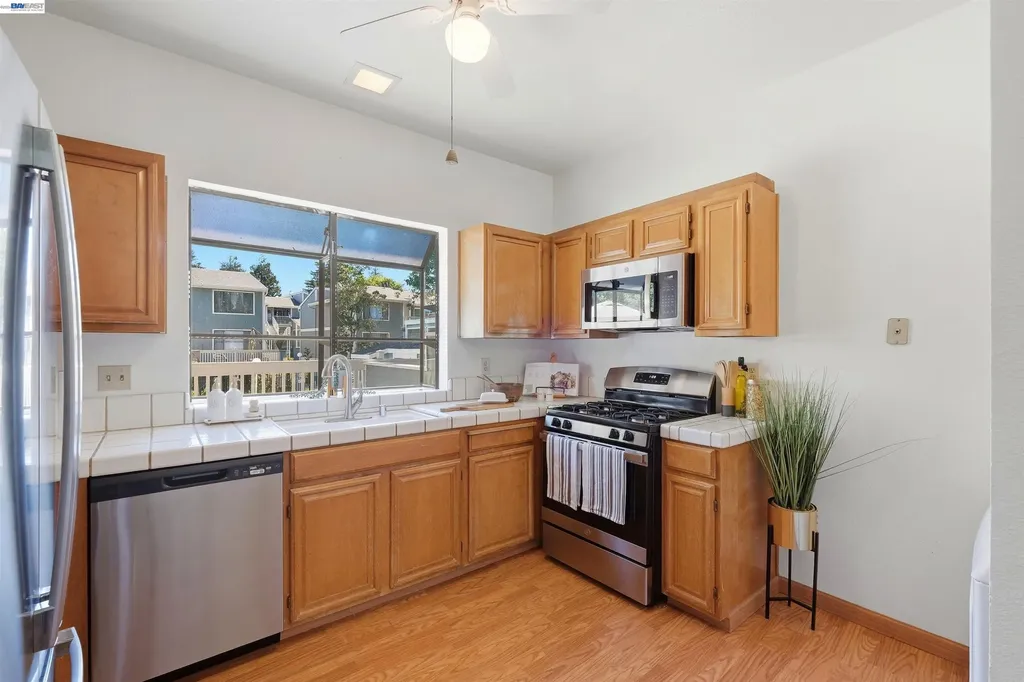 3530 Oakwood Terrace Fremont CA 94536