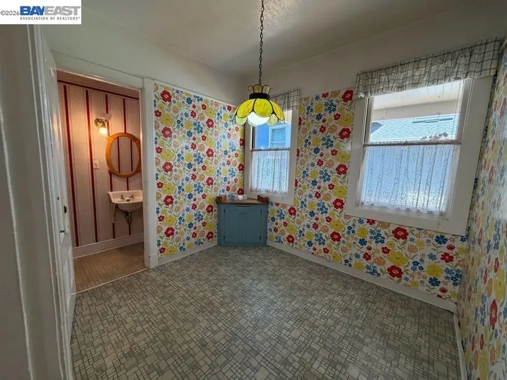 1409 San Antonio Avenue Alameda CA 94501