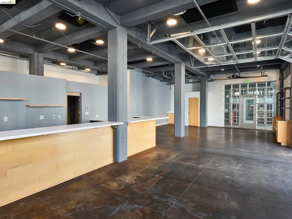 201 3rd Street Oakland CA 94607