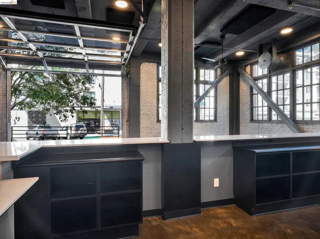 201 3rd Street Oakland CA 94607