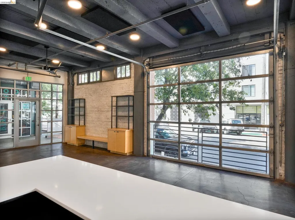 201 3rd Street Oakland CA 94607