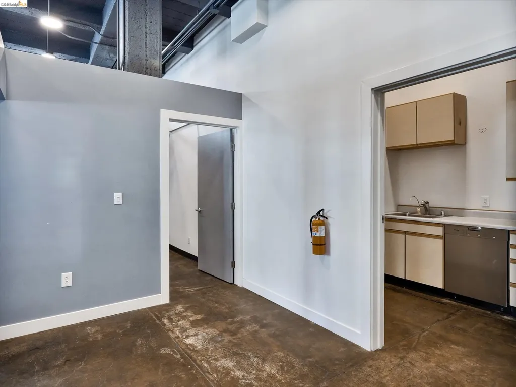 201 3rd Street Oakland CA 94607