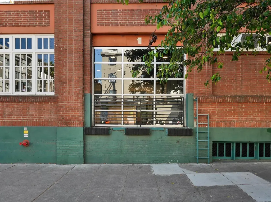 201 3rd Street Oakland CA 94607