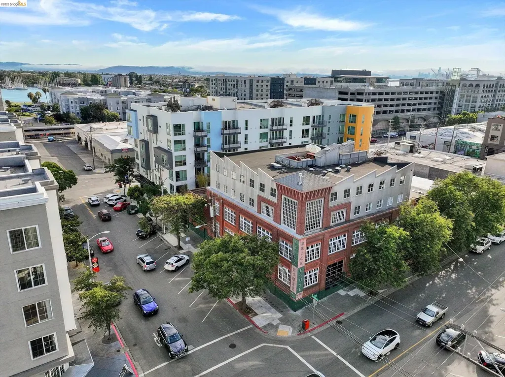 201 3rd Street Oakland CA 94607