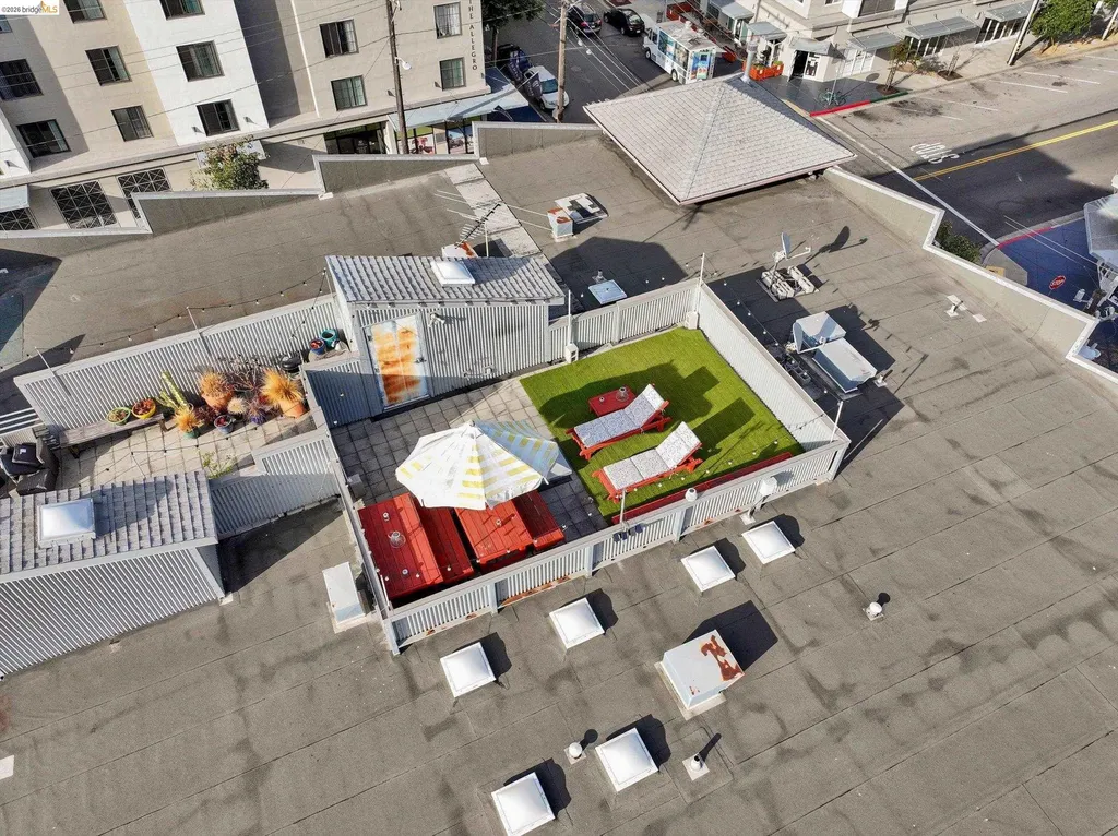 201 3rd Street Oakland CA 94607