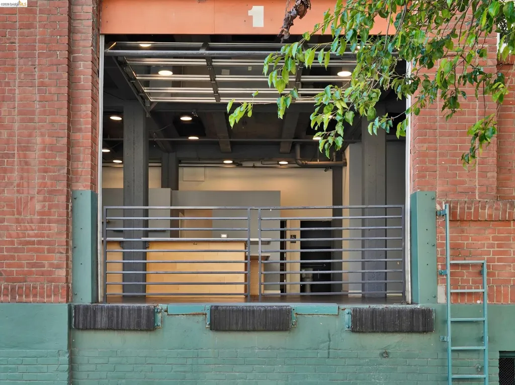 201 3rd Street Oakland CA 94607