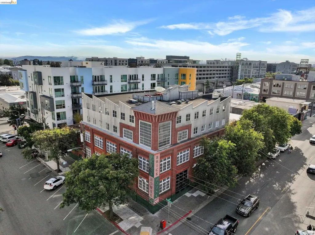 201 3rd Street Oakland CA 94607