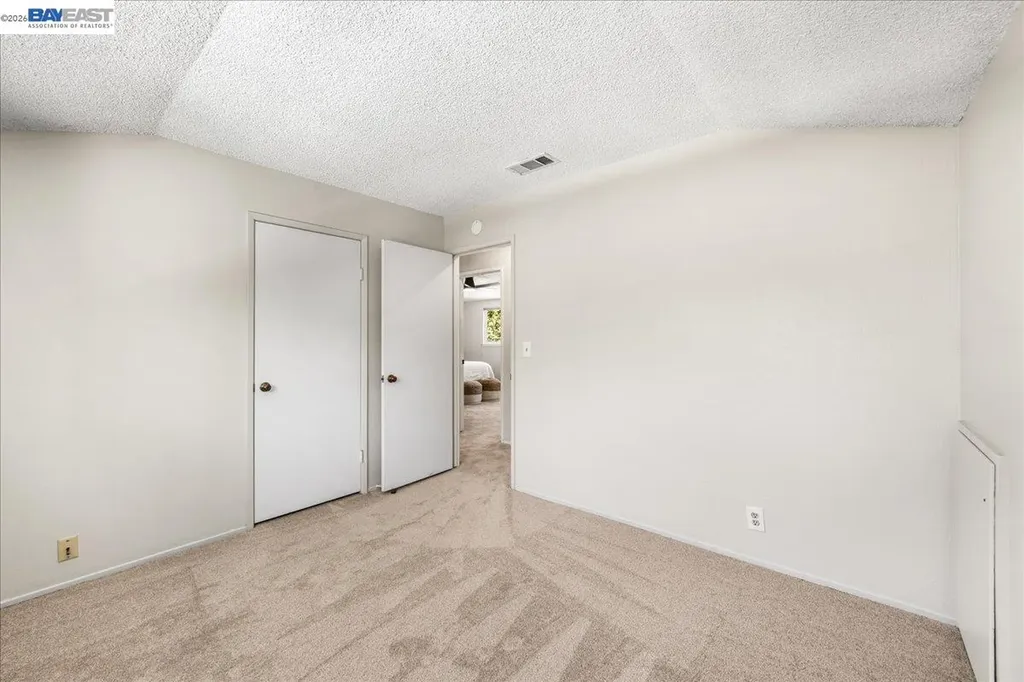5887 Black Avenue Pleasanton CA 94566
