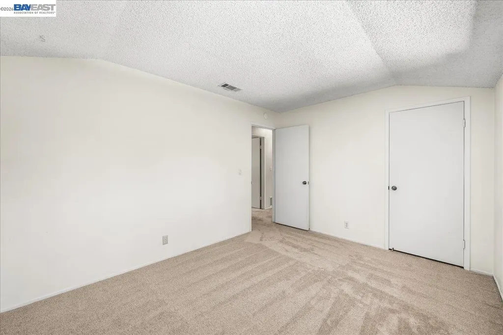 5887 Black Avenue Pleasanton CA 94566