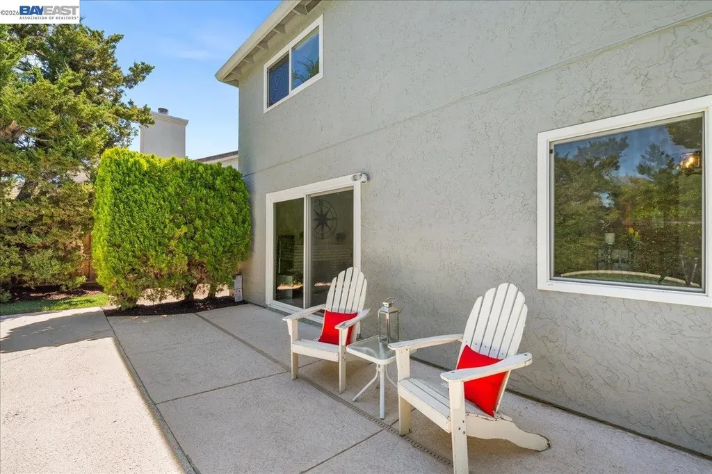 5887 Black Avenue Pleasanton CA 94566