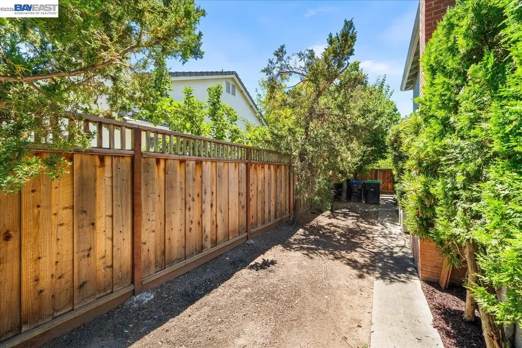 5887 Black Avenue Pleasanton CA 94566