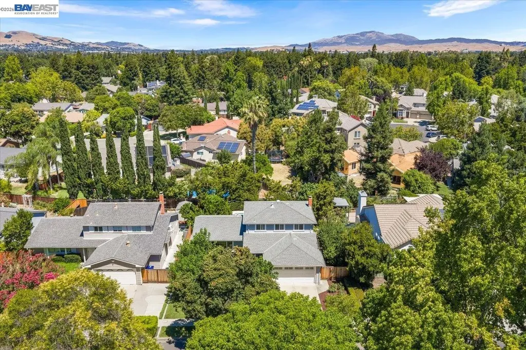 5887 Black Avenue Pleasanton CA 94566