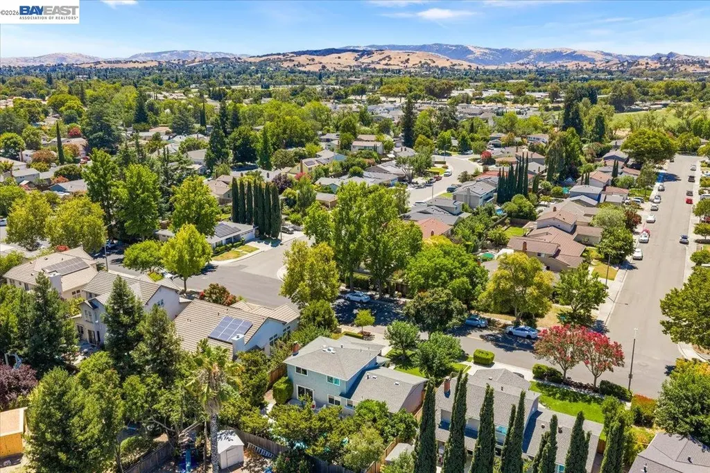 5887 Black Avenue Pleasanton CA 94566