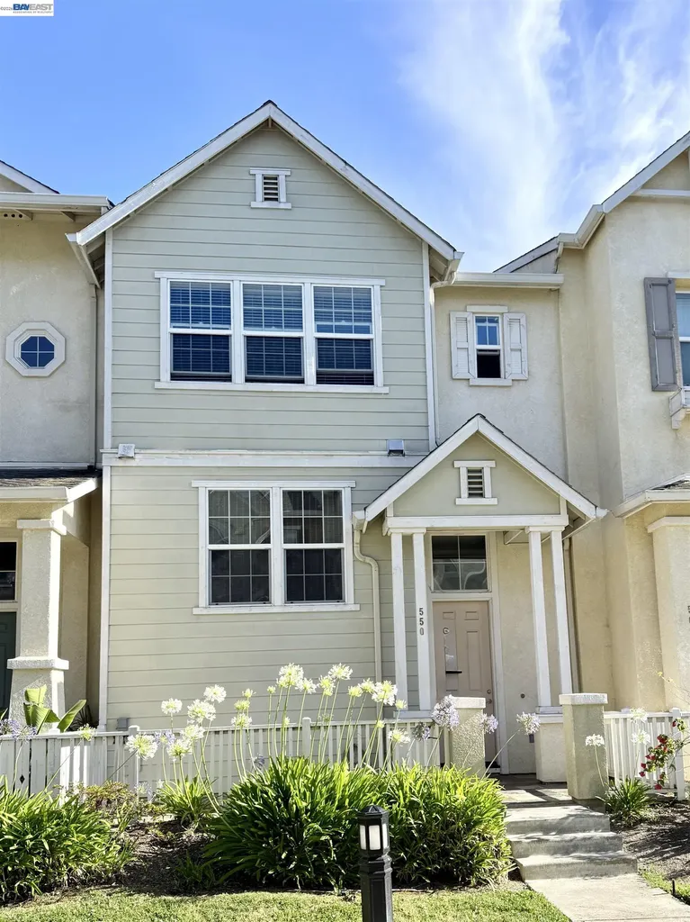 550 Summer Lane Richmond CA 94806