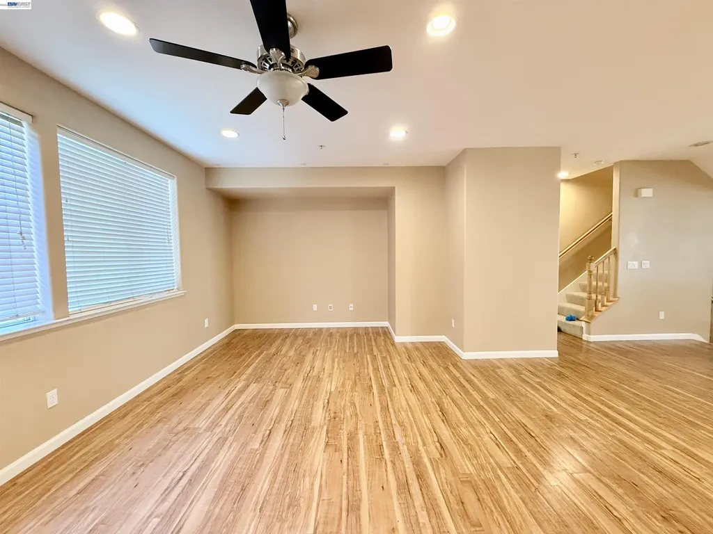 550 Summer Lane Richmond CA 94806