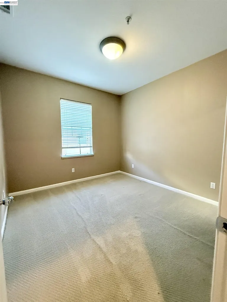 550 Summer Lane Richmond CA 94806
