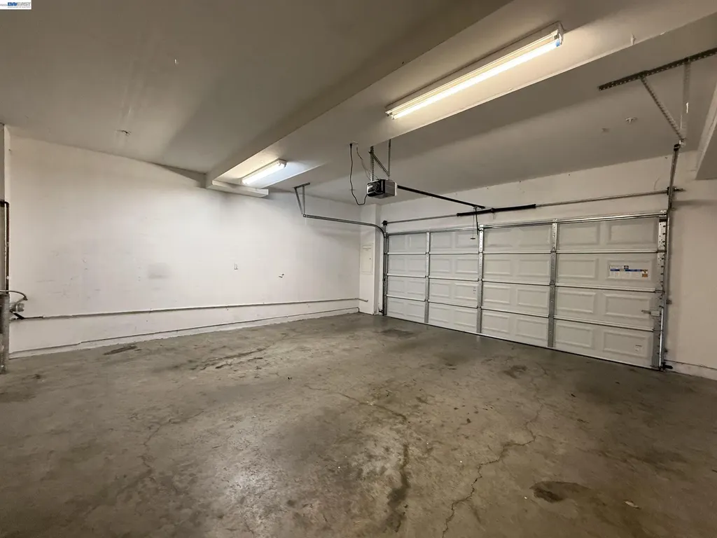 550 Summer Lane Richmond CA 94806