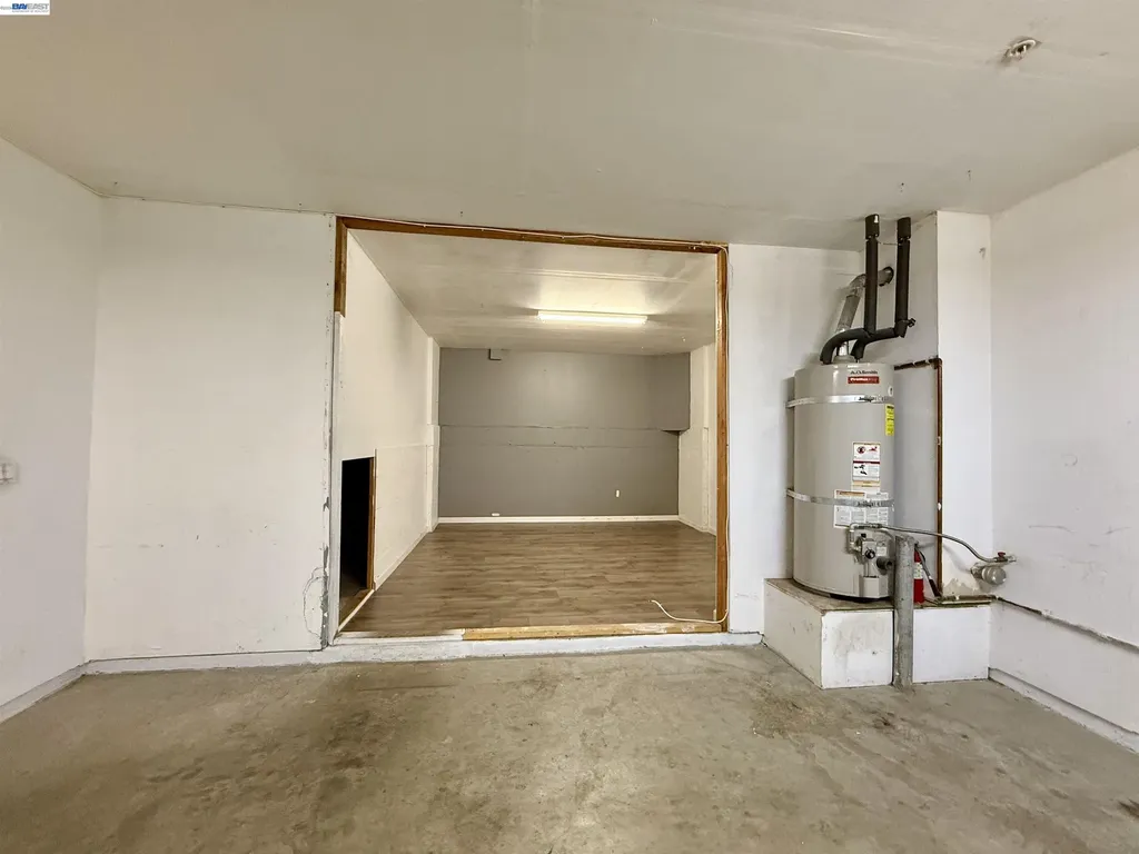 550 Summer Lane Richmond CA 94806
