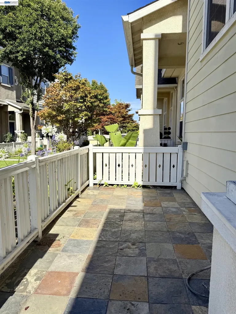 550 Summer Lane Richmond CA 94806