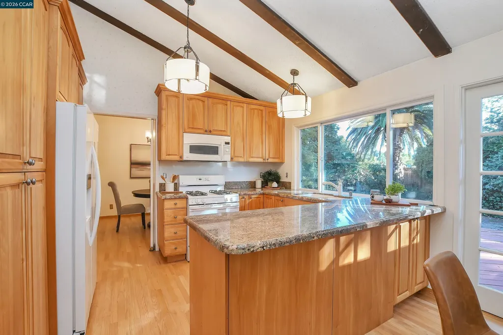 1941 Argonne Drive Walnut Creek CA 94598