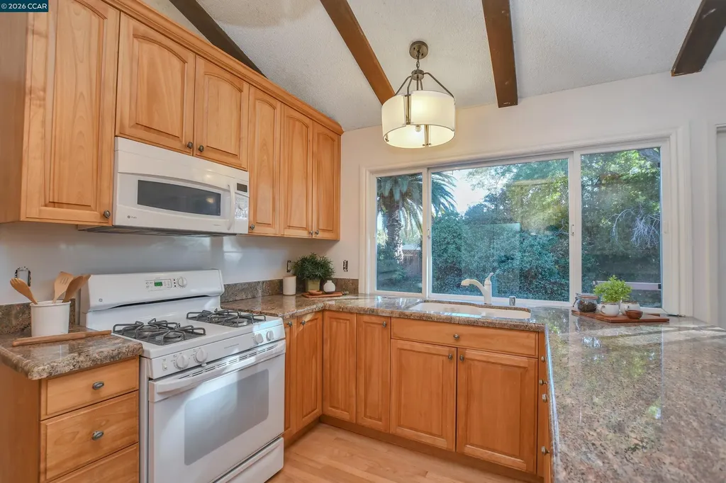 1941 Argonne Drive Walnut Creek CA 94598