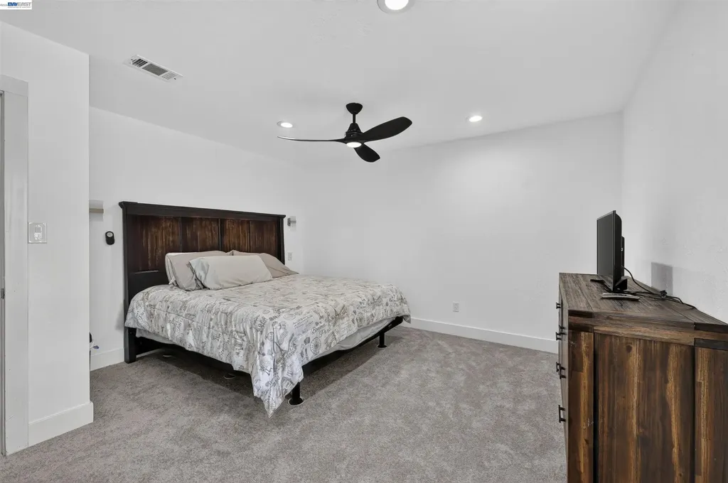 1249 Duffy Way Brentwood CA 94513