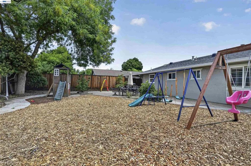 1249 Duffy Way Brentwood CA 94513