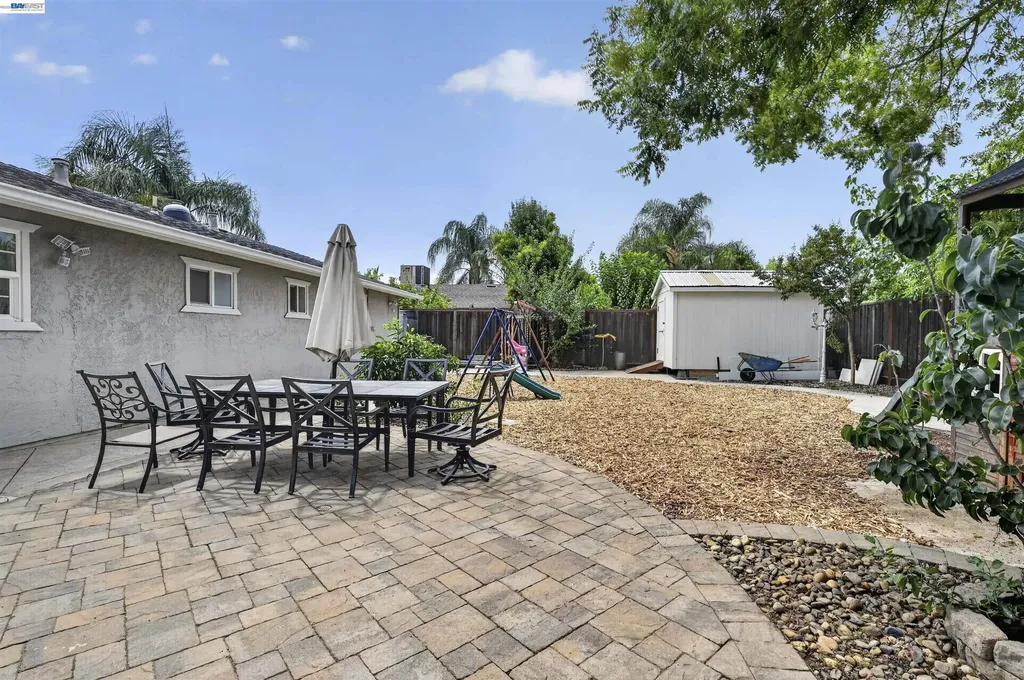 1249 Duffy Way Brentwood CA 94513