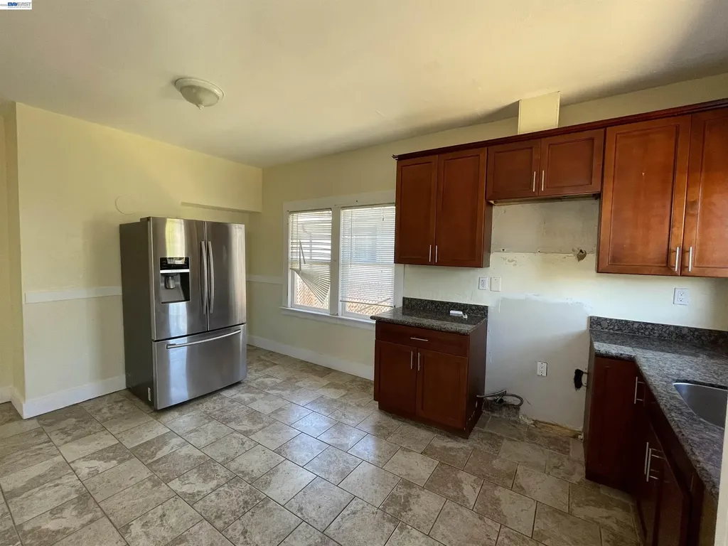 9826 C Street Oakland CA 94603