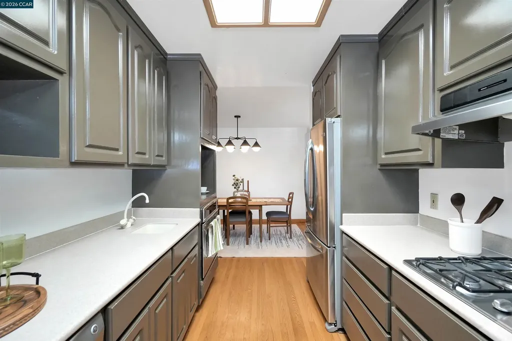 2535 Francis Drive Pinole CA 94564