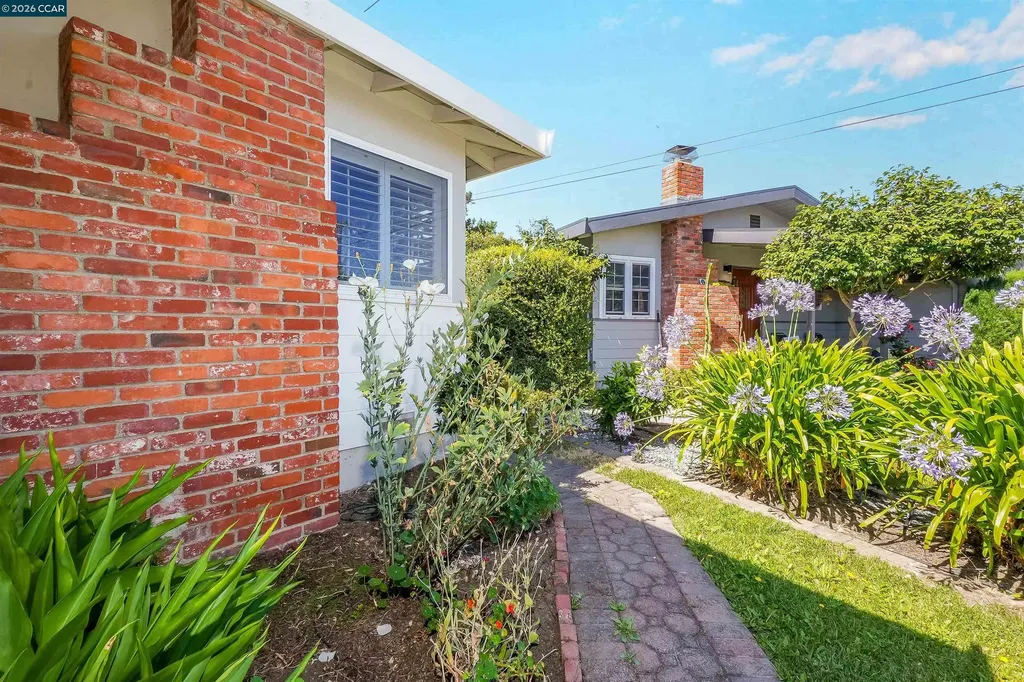 2535 Francis Drive Pinole CA 94564