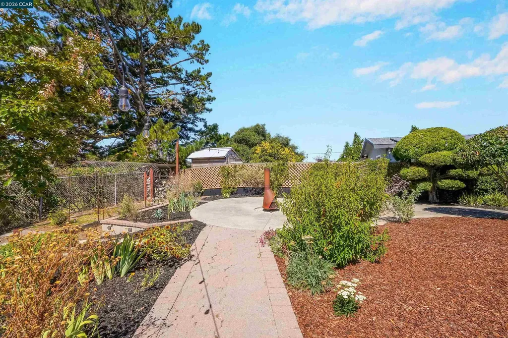 2535 Francis Drive Pinole CA 94564
