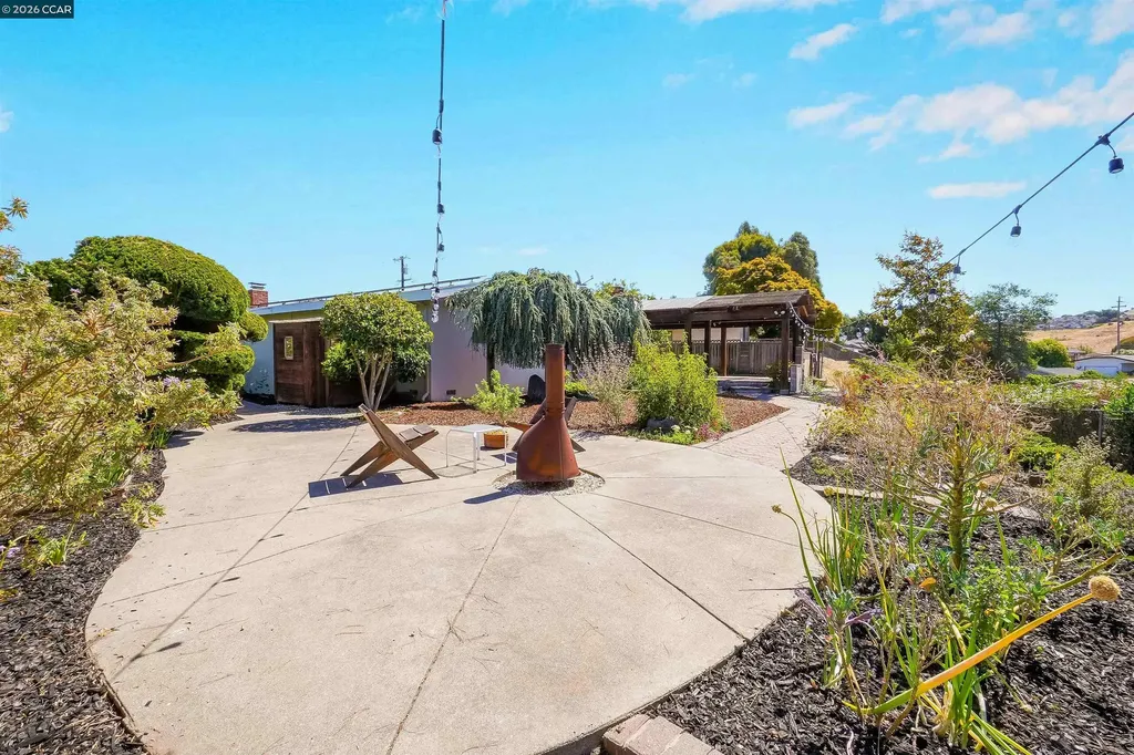 2535 Francis Drive Pinole CA 94564
