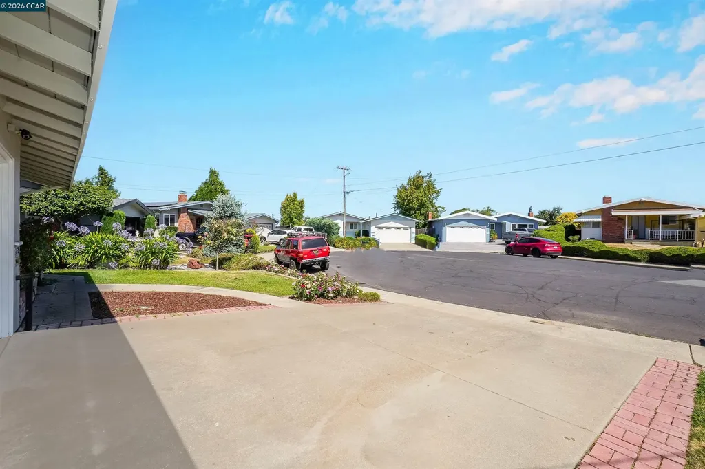 2535 Francis Drive Pinole CA 94564