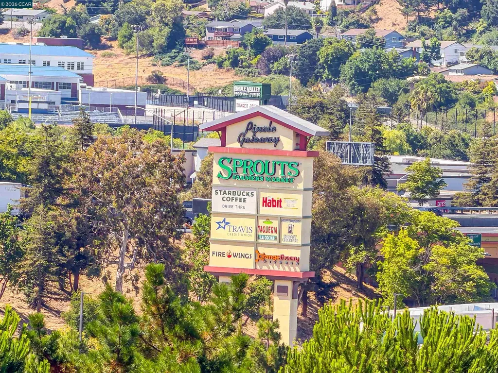 2535 Francis Drive Pinole CA 94564