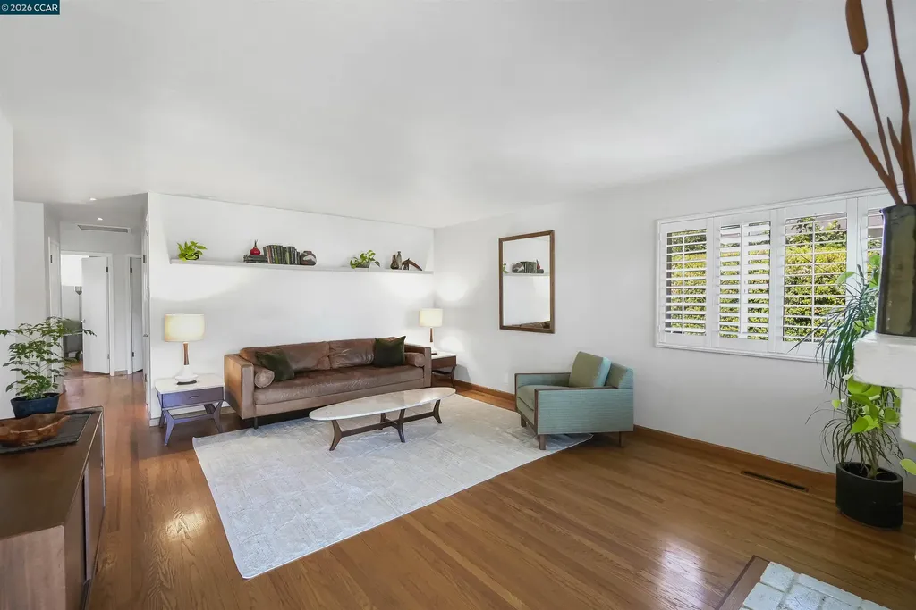 2535 Francis Drive Pinole CA 94564