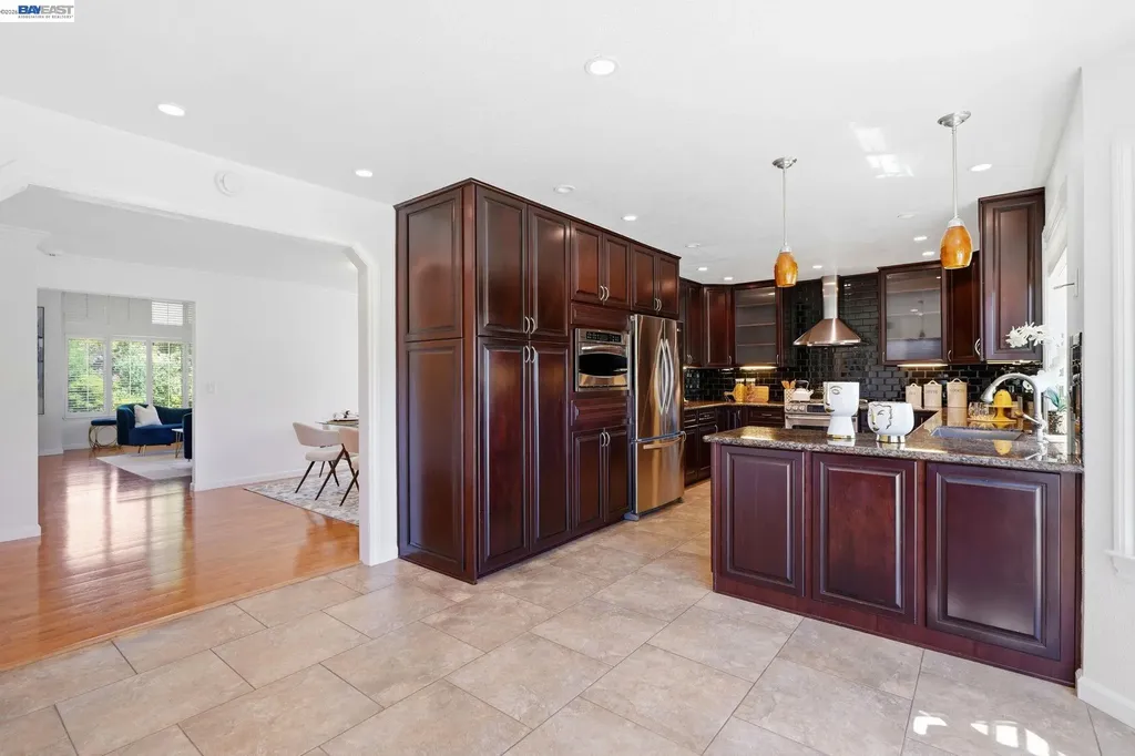 883 Dover Circle Benicia CA 94510