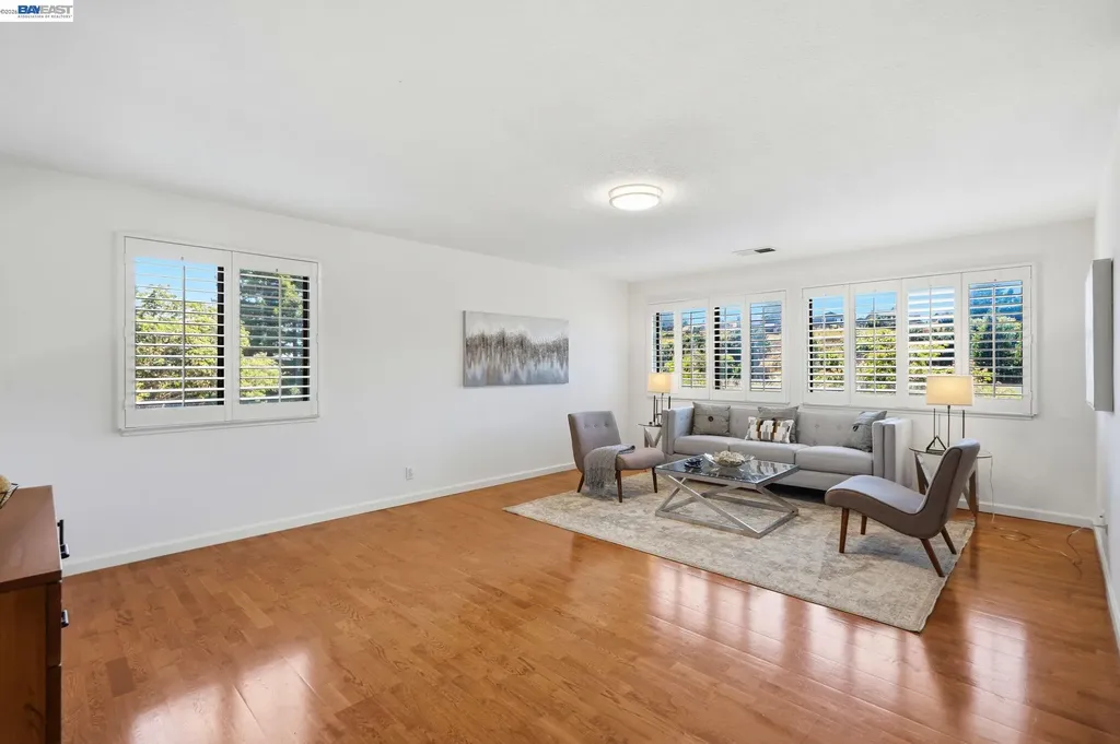 883 Dover Circle Benicia CA 94510