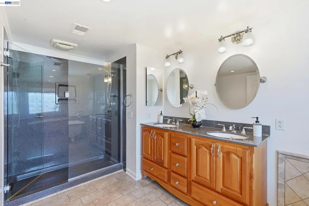883 Dover Circle Benicia CA 94510