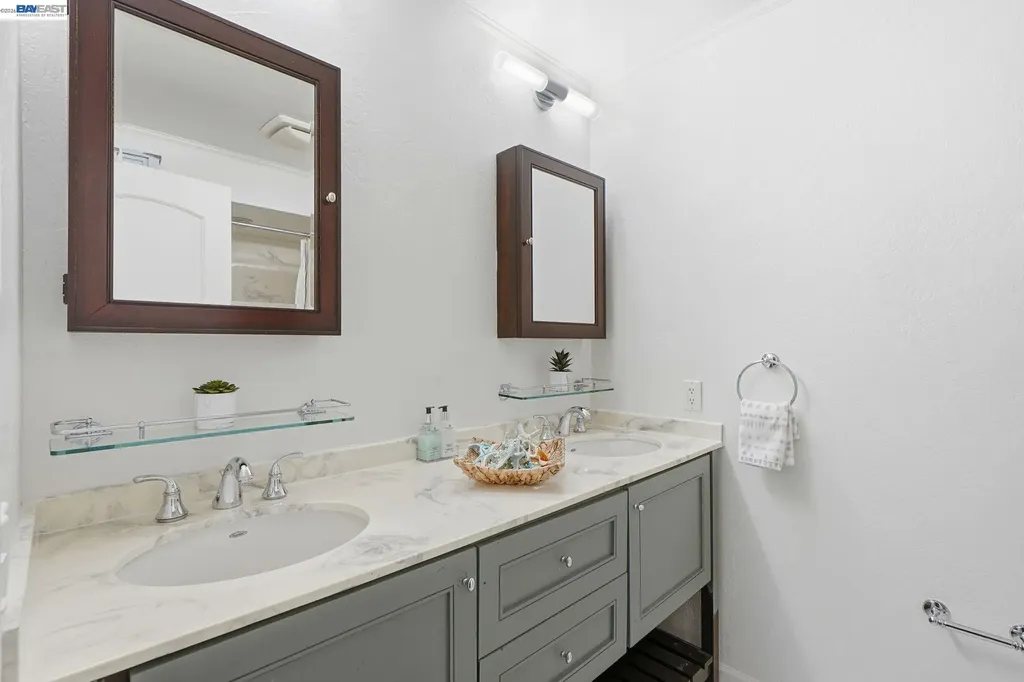 883 Dover Circle Benicia CA 94510