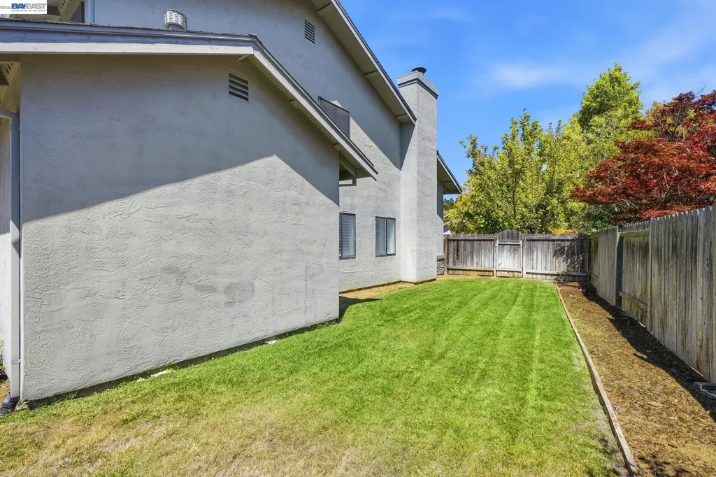 883 Dover Circle Benicia CA 94510